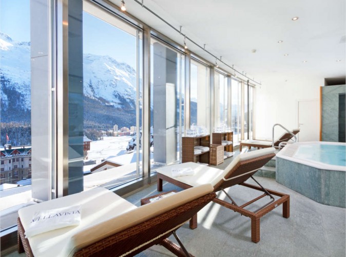 96_Hotel Monopol - Schoene Aussichten Touristik - Wellavista SPA jacuzzi